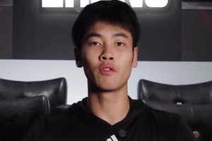 张博源NCAA英文自我介绍：我投篮很出色 一天比一天更强